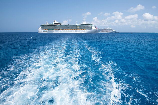 how far does cruise ship travel